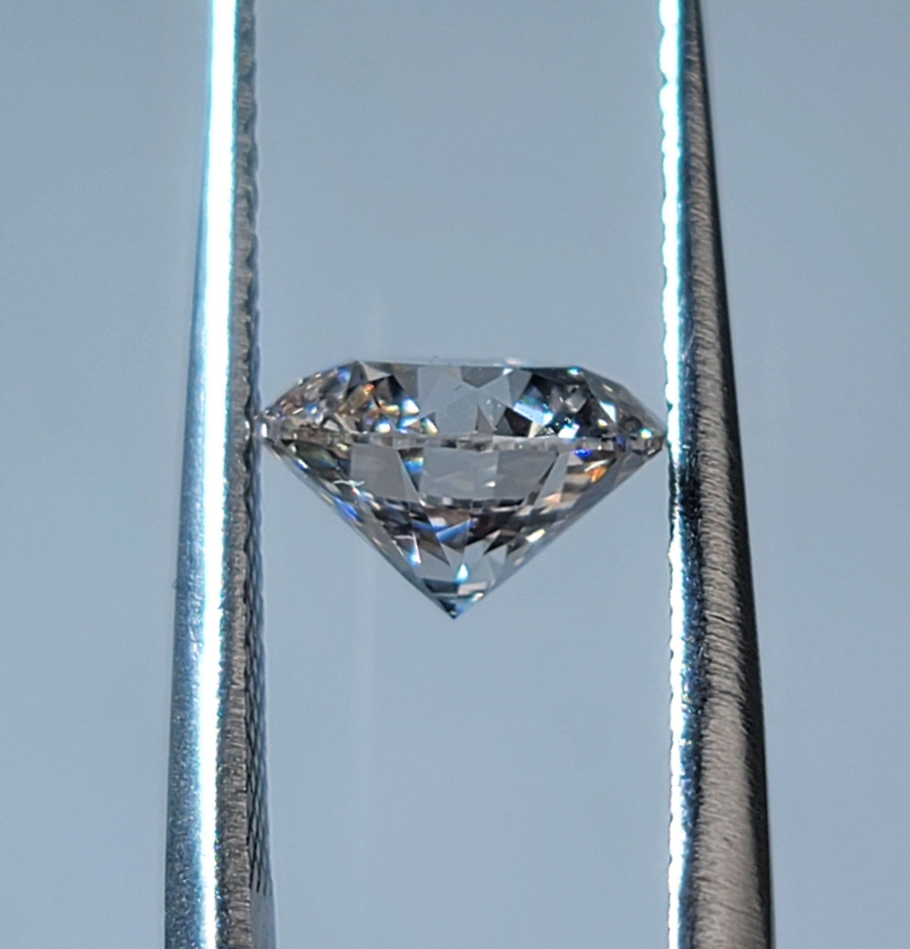 Lab Diamonds and Moissanite Jewelry:How to Care For Keeping Sparkling