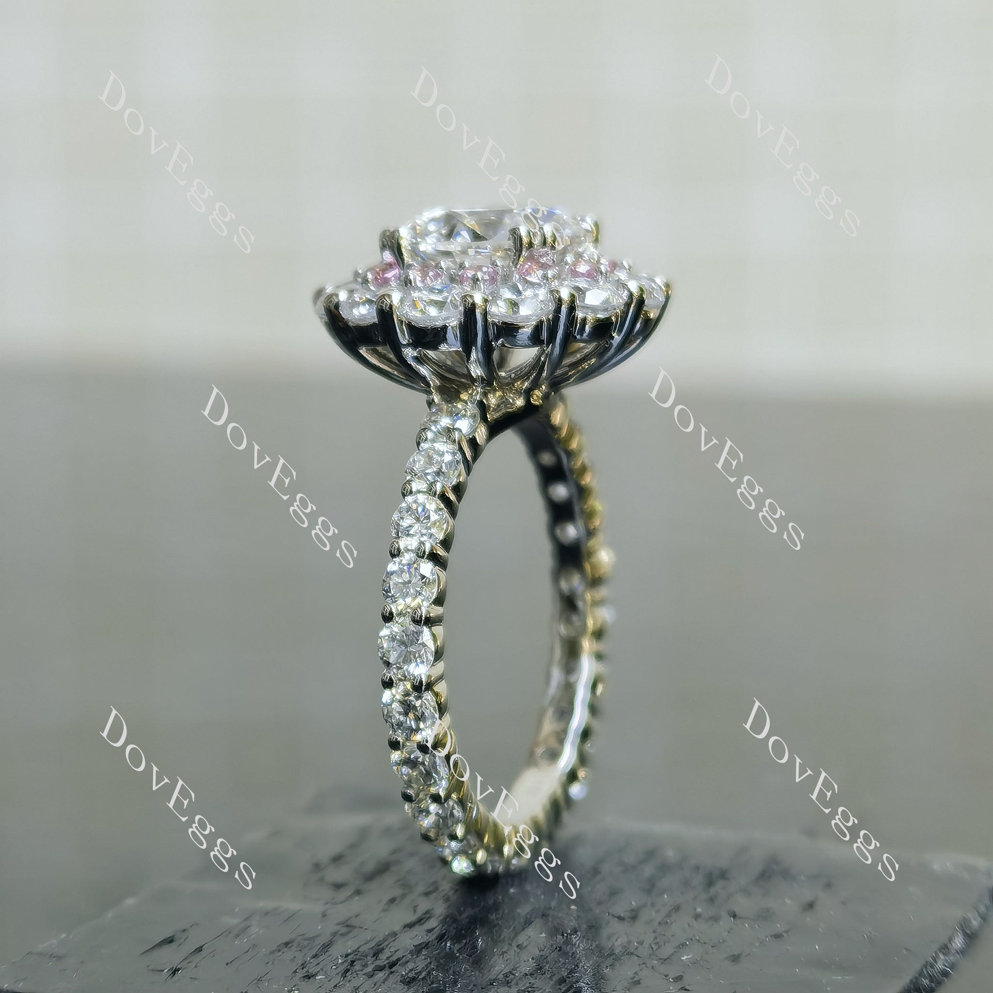 Doveggs round halo floral moissanite engagement ring