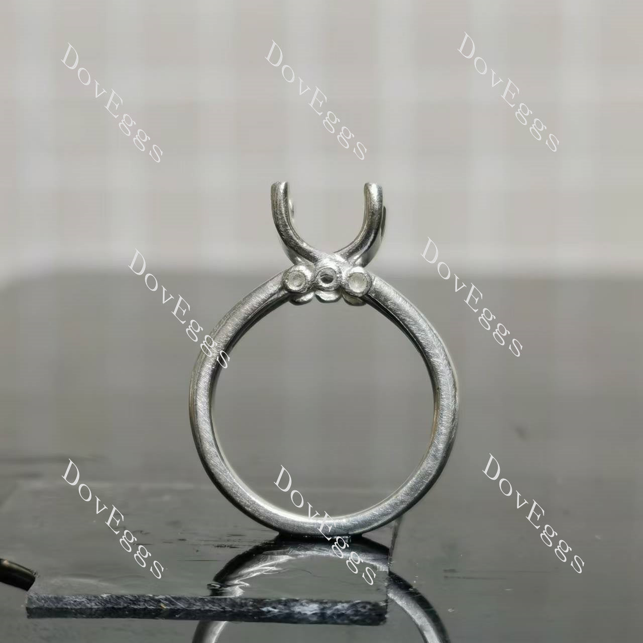 Doveggs split shanks engagement ring semi-mount only(Exclusively to DovEggs Stones)