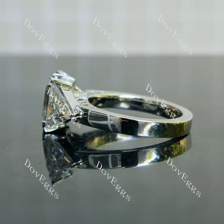 Doveggs three-stone engagement ring semi-mount only(Exclusively to DovEggs Stones)