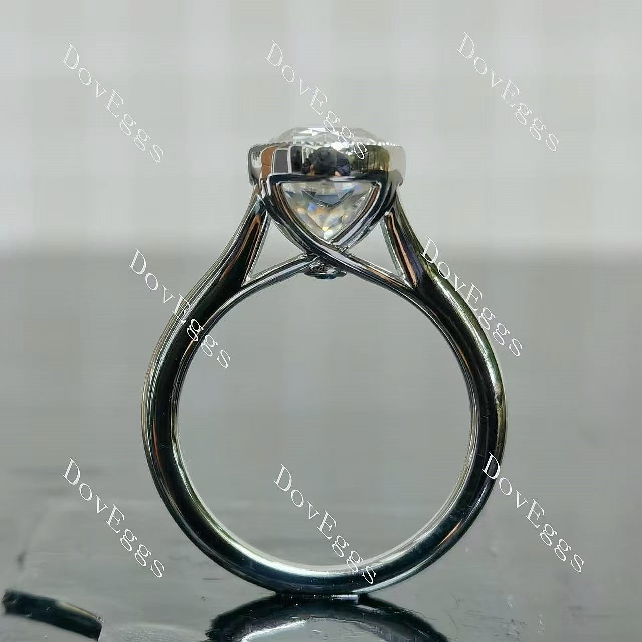 Doveggs oval bezel split shanks moissanite engagement ring