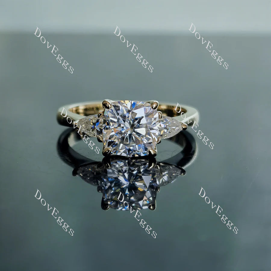 Doveggs three-stone engagement ring semi-mount only(Exclusively to DovEggs Stones)