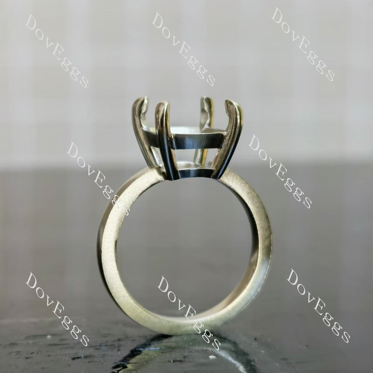 Doveggs solitaire engagement ring semi-mount only(Exclusively to DovEggs Stones)