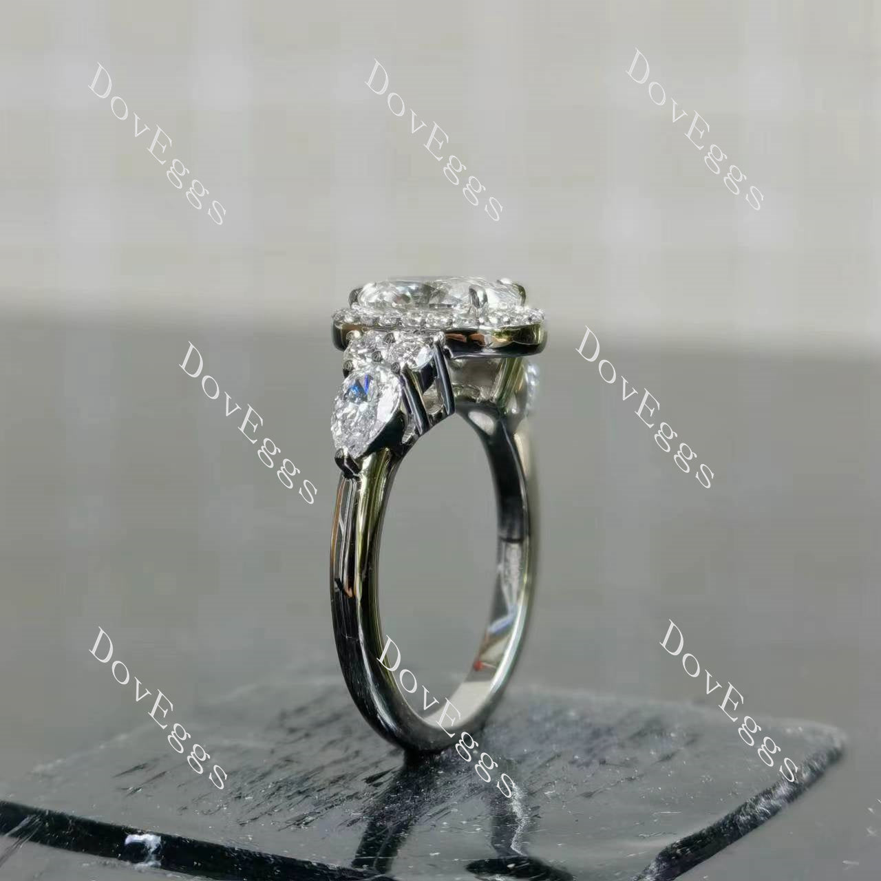 Doveggs oval halo side stones moissanite engagement ring