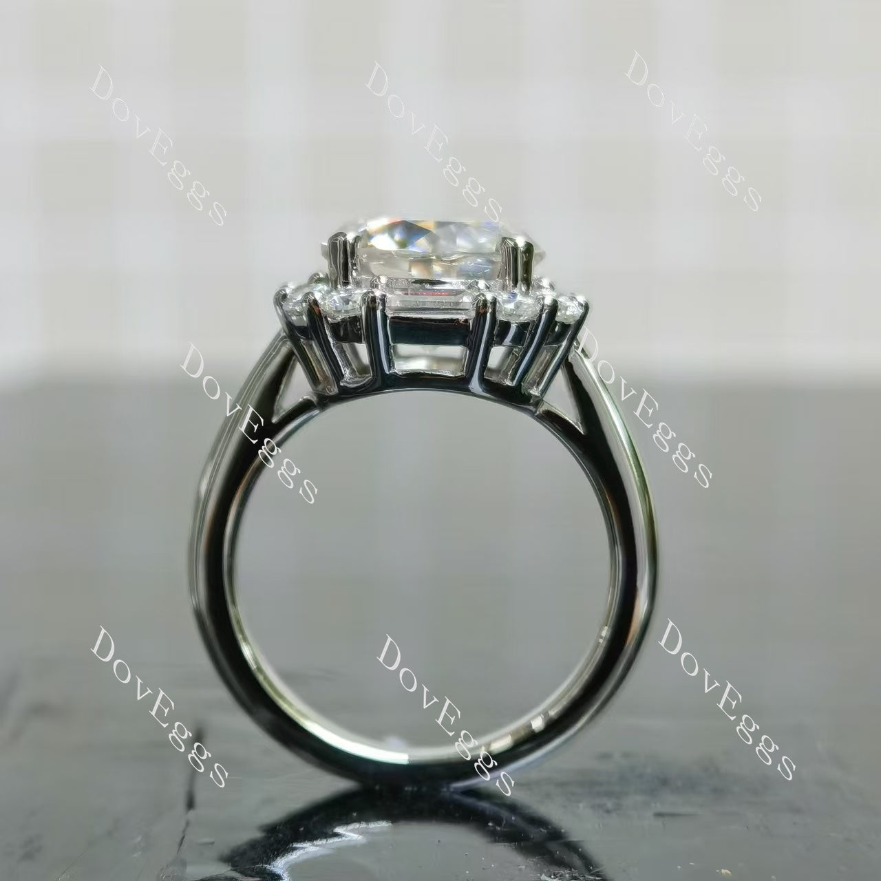 Doveggs round halo vintage moissanite engagement ring