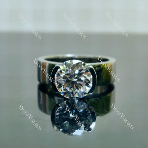 Doveggs Round Bezel Lab Grown Diamond Engagement Ring