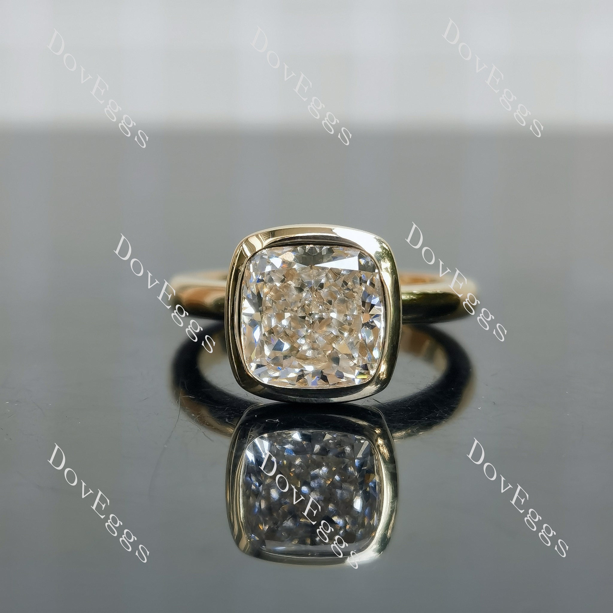 Doveggs Cushion Bezel Solitaire Lab Grown Diamond Engagement Ring