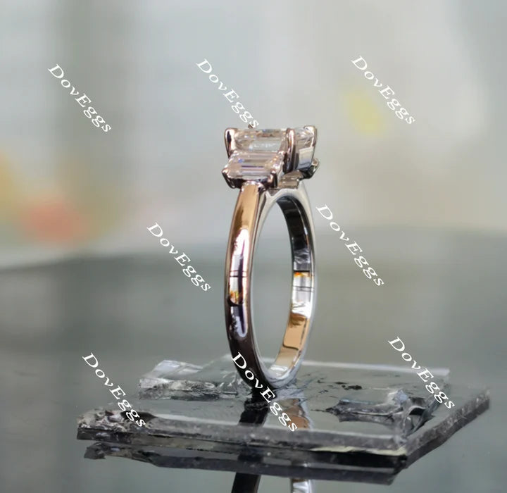 Doveggs side-stone three-stone engagement ring semi-mount only(Exclusively to DovEggs Stones)