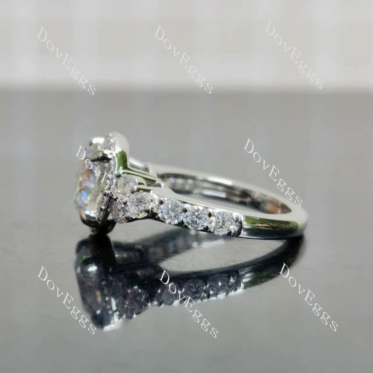 Doveggs round halo side stones moissanite engagement ring