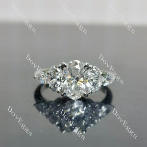 Doveggs oval side stones moissnaite engagement ring