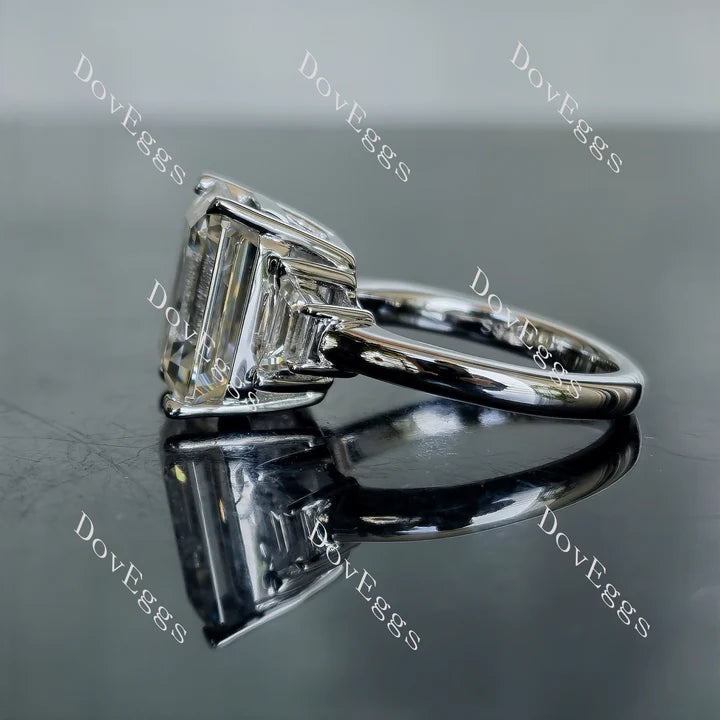 DovEggs three-stone engagement ring semi-mount only(Exclusively to DovEggs Stones)