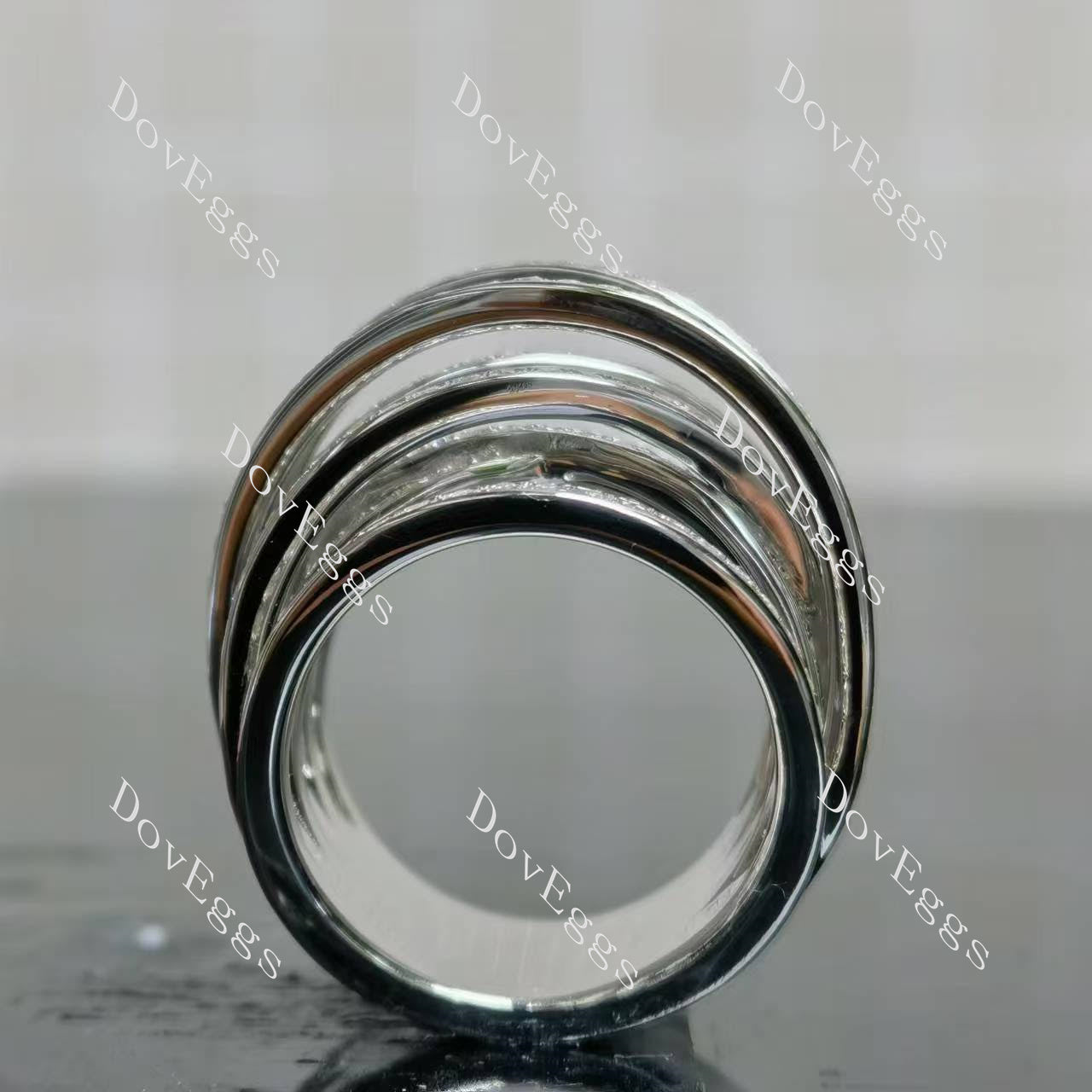 (size 6) Doveggs sterling silver round moissanite wedding band