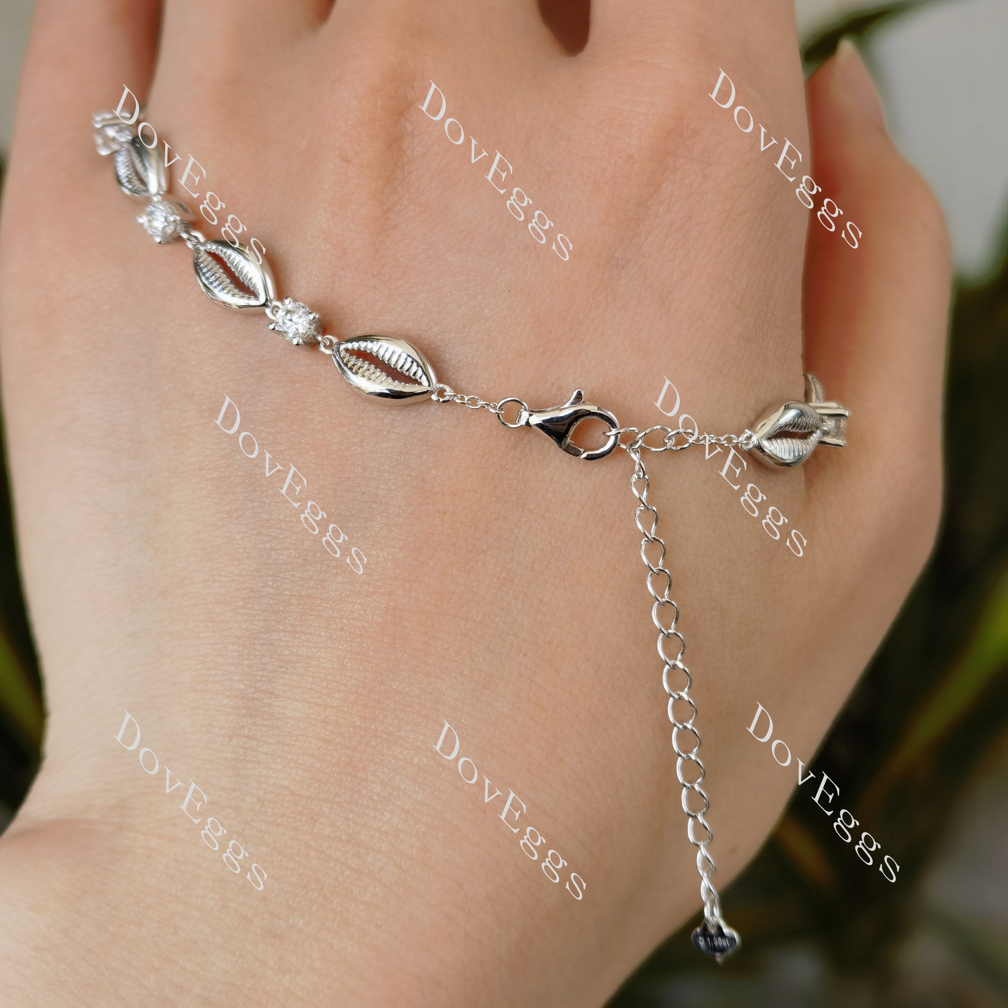 Doveggs round moissanite/lab grown diamond bracelet (18cm+5cm length extend chain )