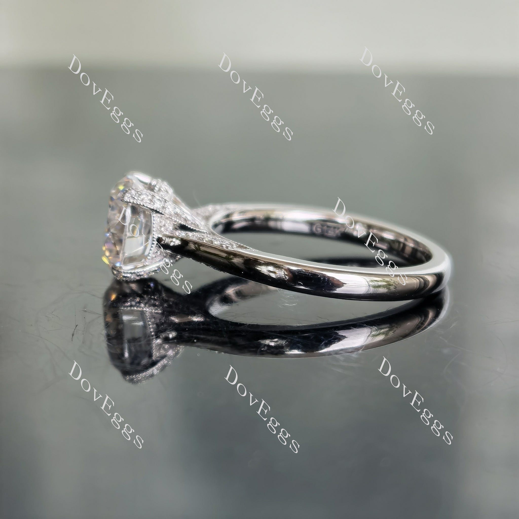 Doveggs solitaire moissanite engagement ring